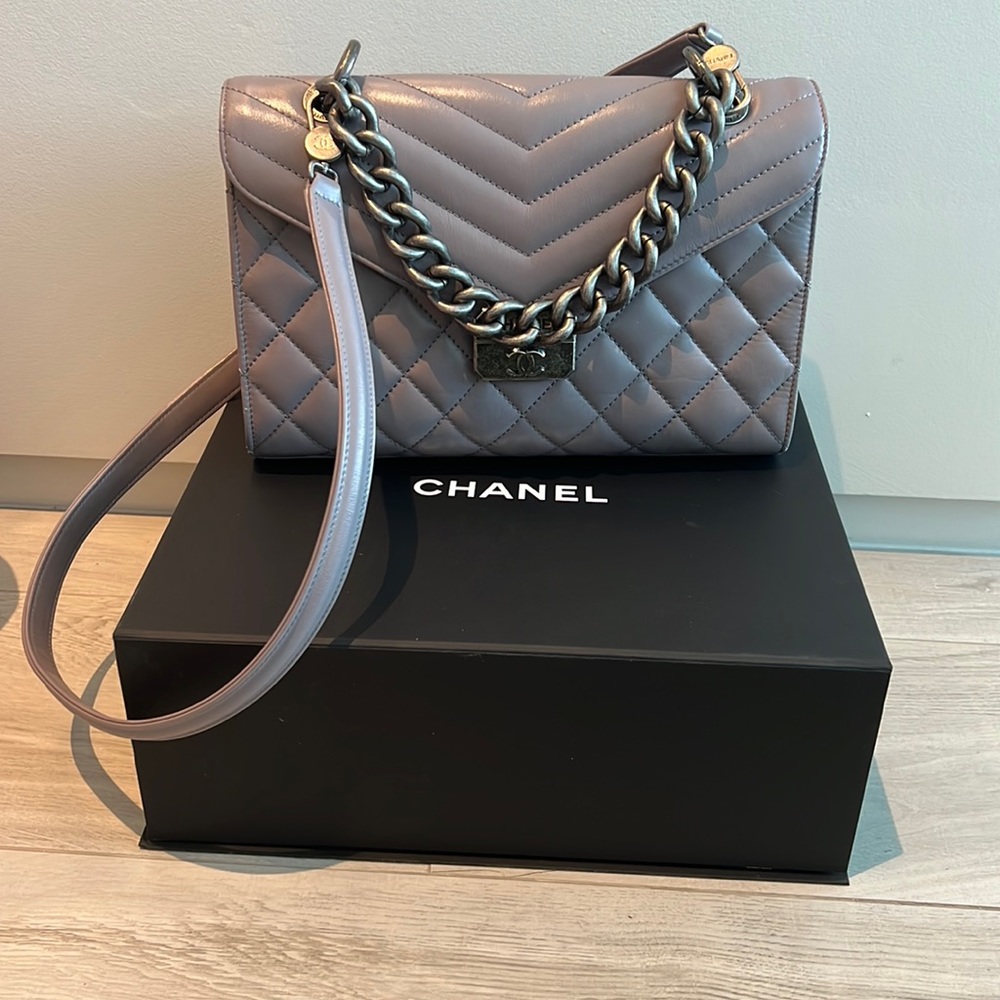 Authentic Lambskin Chanel Shoulder & or Top Handle Chain Bag Like New